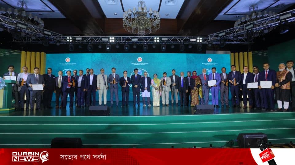 আইডিআরএ ইন্স্যুরেন্স এক্সিলেন্স অ্যাওয়ার্ড ২০২৫ অনুষ্ঠিত