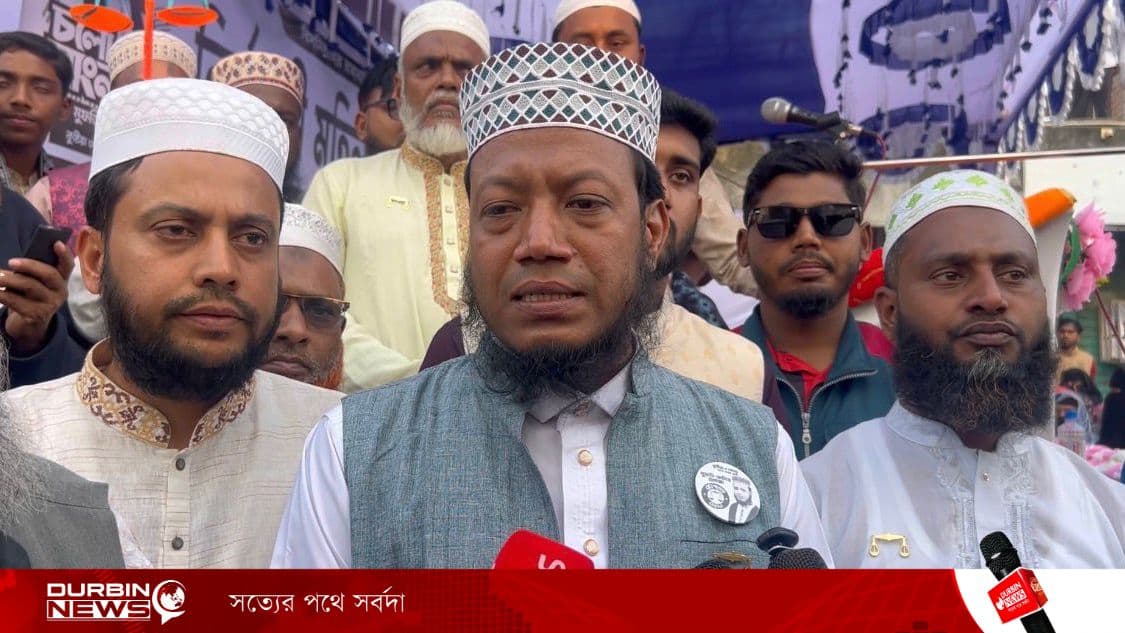 নির্বাচন নিয়ে বিস্ফোরক মন্তব্য, অস্ট্রেলিয়া–উগান্ডা ম্যাচের সঙ্গে তুলনা আমির হামজার