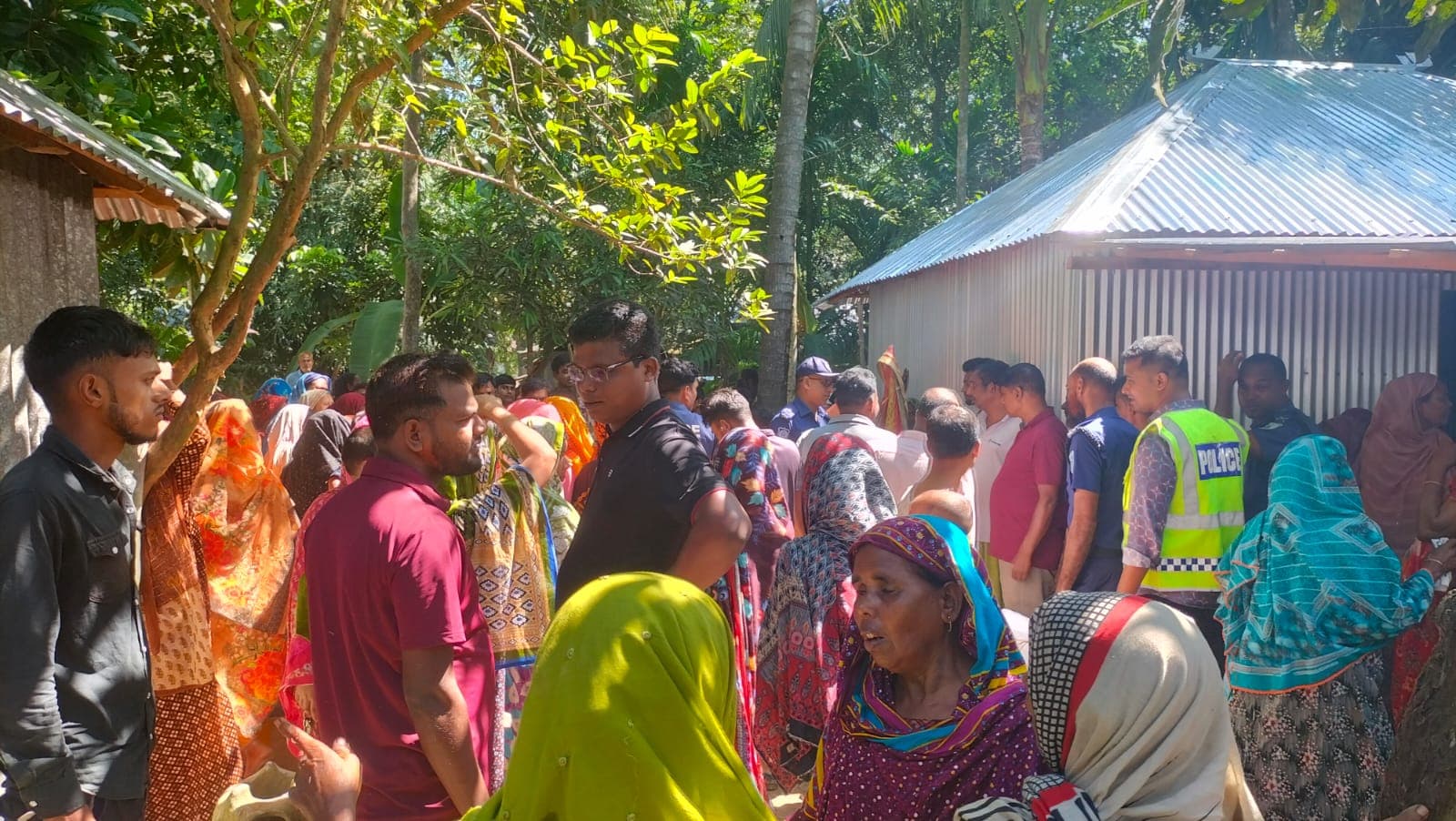 সুন্দরগঞ্জে সেতুর পাশে পুলিশের অভিযান, ৯০ পিস ইয়াবাসহ গ্রেপ্তার ১