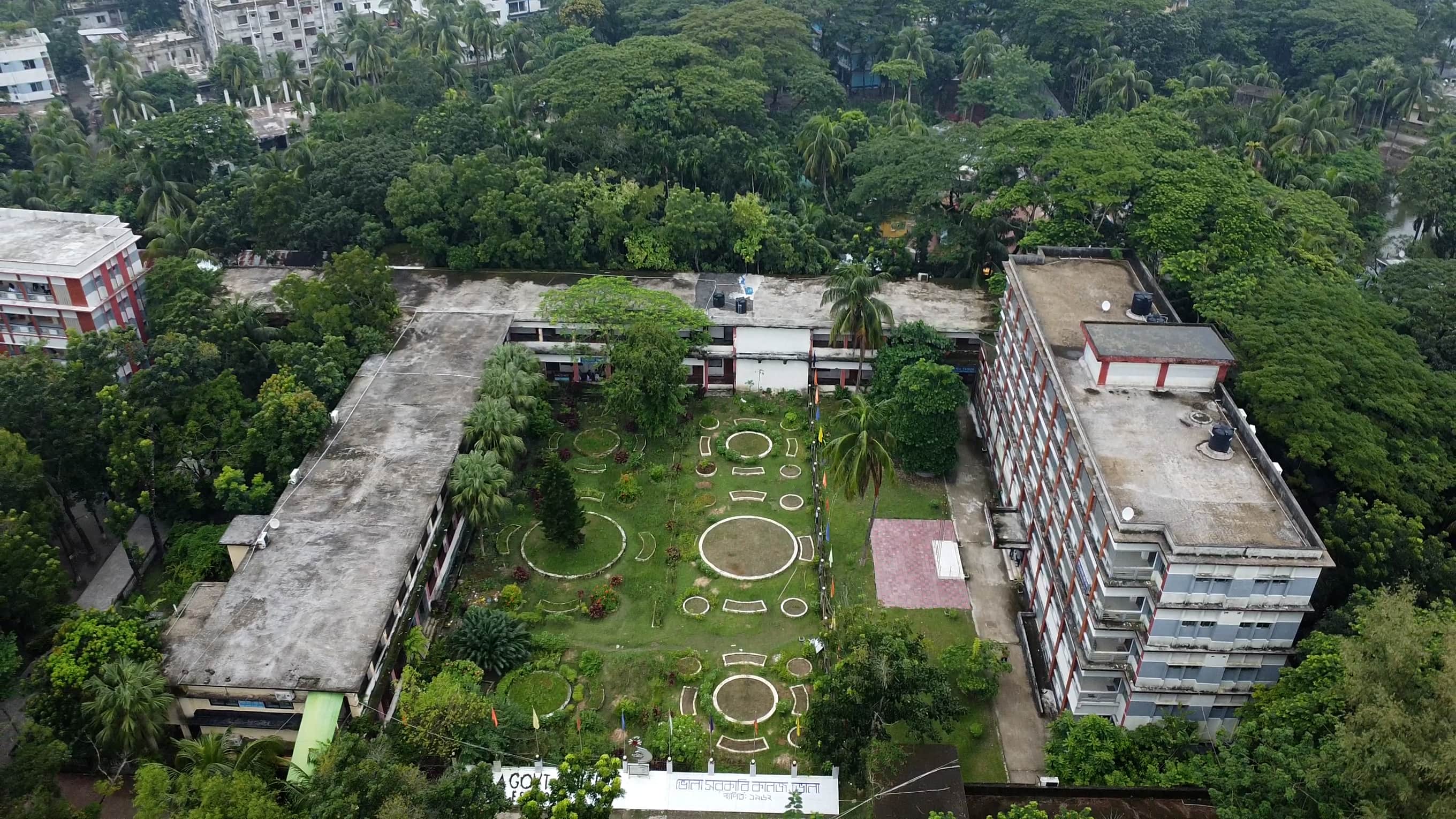 ৬৪ বছরেও অডিটোরিয়াম পায়নি ভোলা সরকারি কলেজ, প্যান্ডেলেই বড় আয়োজন
