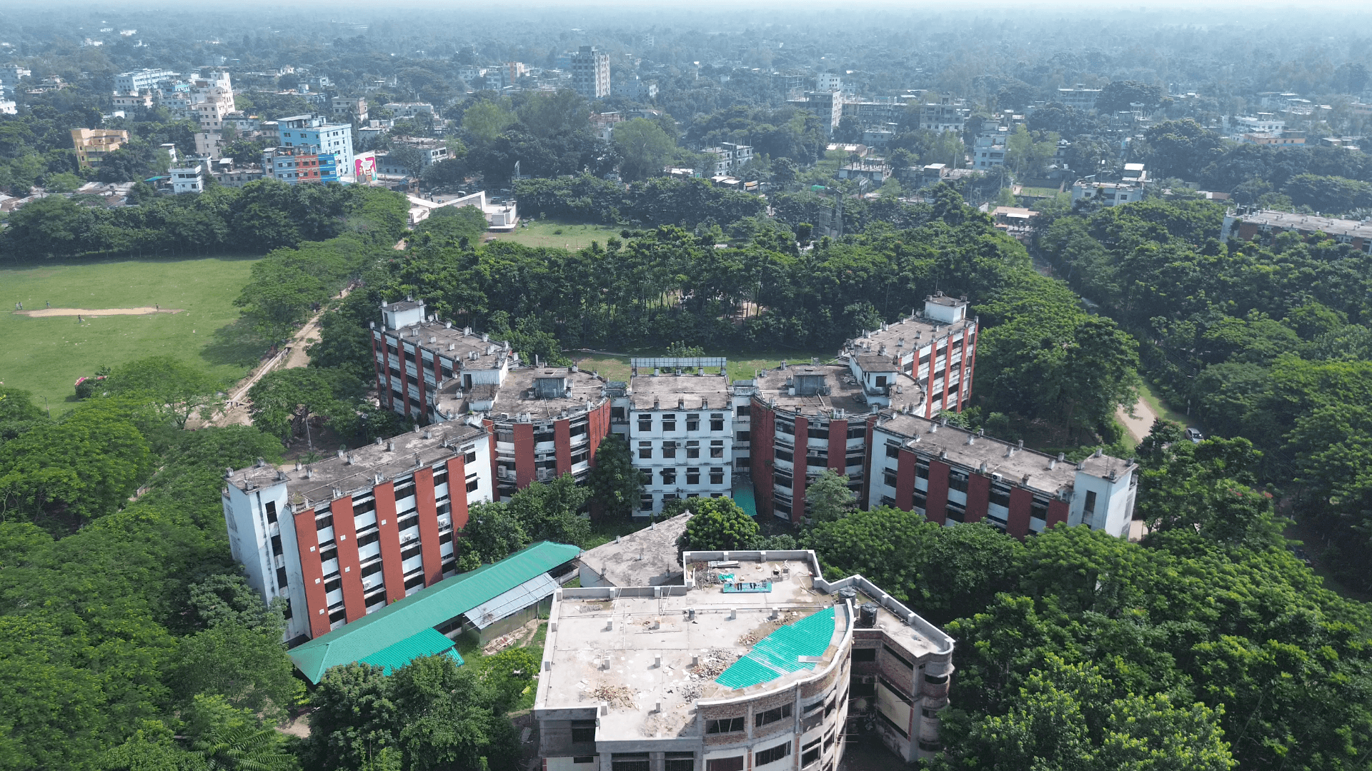 হাসিনাকে ফেরানোর তৎপরতার অভিযোগ: দুই মাসেও বেরোবির ৭ শিক্ষকের অনুসন্ধান প্রতিবেদন নেই