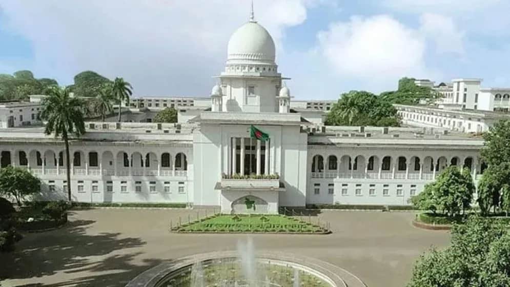 চাকরির বিধি বদলালেও কেড়ে নেওয়া যাবে না অর্জিত পদোন্নতির অধিকার