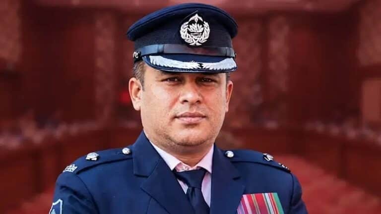 ভাইরাল অডিওর পর এবার রাষ্ট্রদ্রোহ মামলায় গ্রেপ্তার ওসি রাকিবুল!