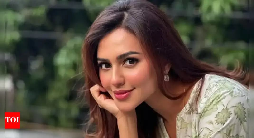 ‘ট্রাইব্যুনাল’ ছাড়লেন নুসরাত ফারিয়া, কারণ নিয়ে ফারিয়া-নির্মাতার ভিন্ন বক্তব্য