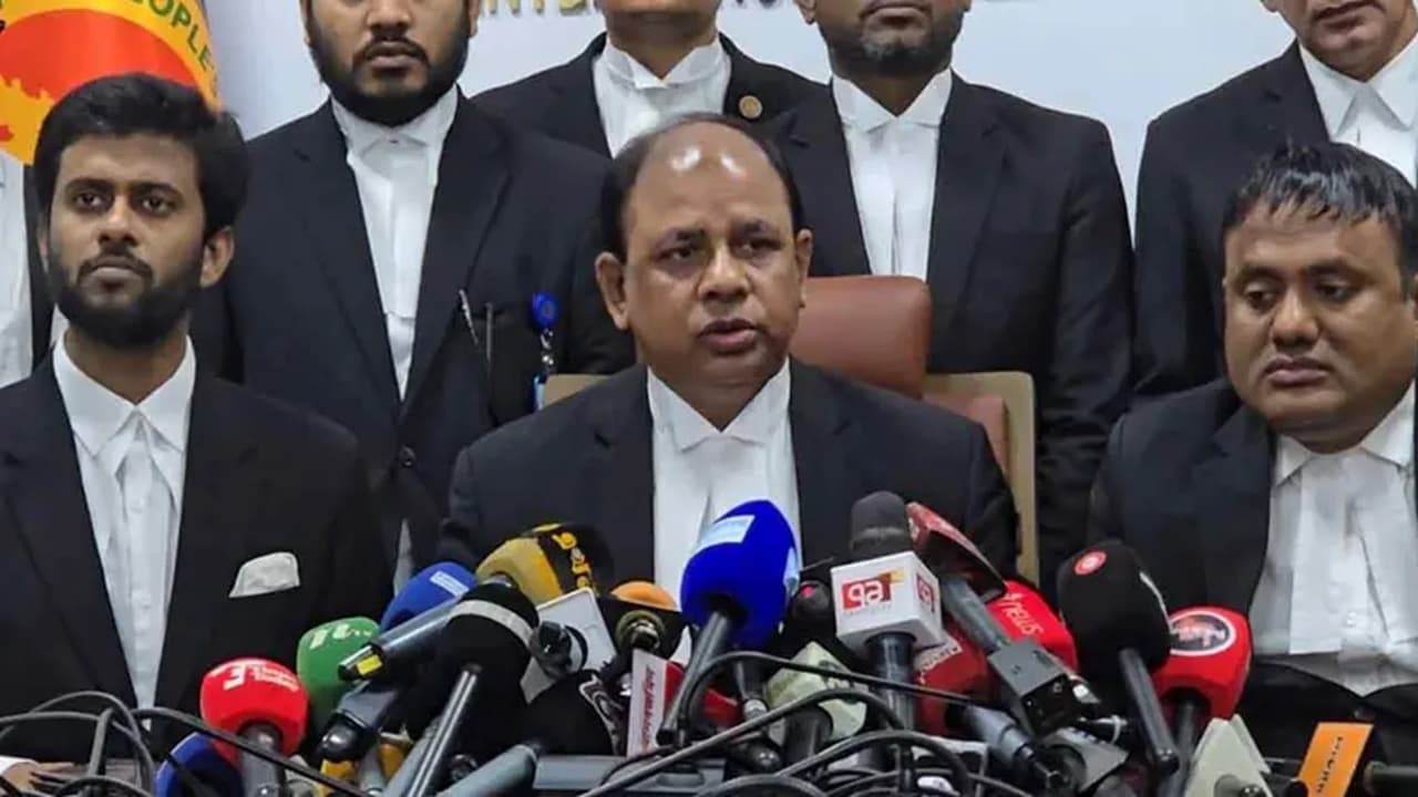 অনিবন্ধিত নিউজ পোর্টাল ও গুজব ছড়ানো পেজ বন্ধের নির্দেশ হাইকোর্টের