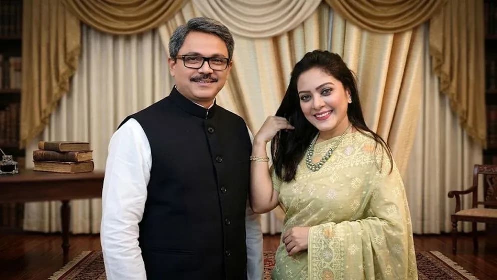 সিলভিয়াকে নিয়ে কলকাতায় শাহরিয়ারের বিলাসী জীবন, যেভাবে চলছে ব্যবসা ও অর্থের লেনদেন